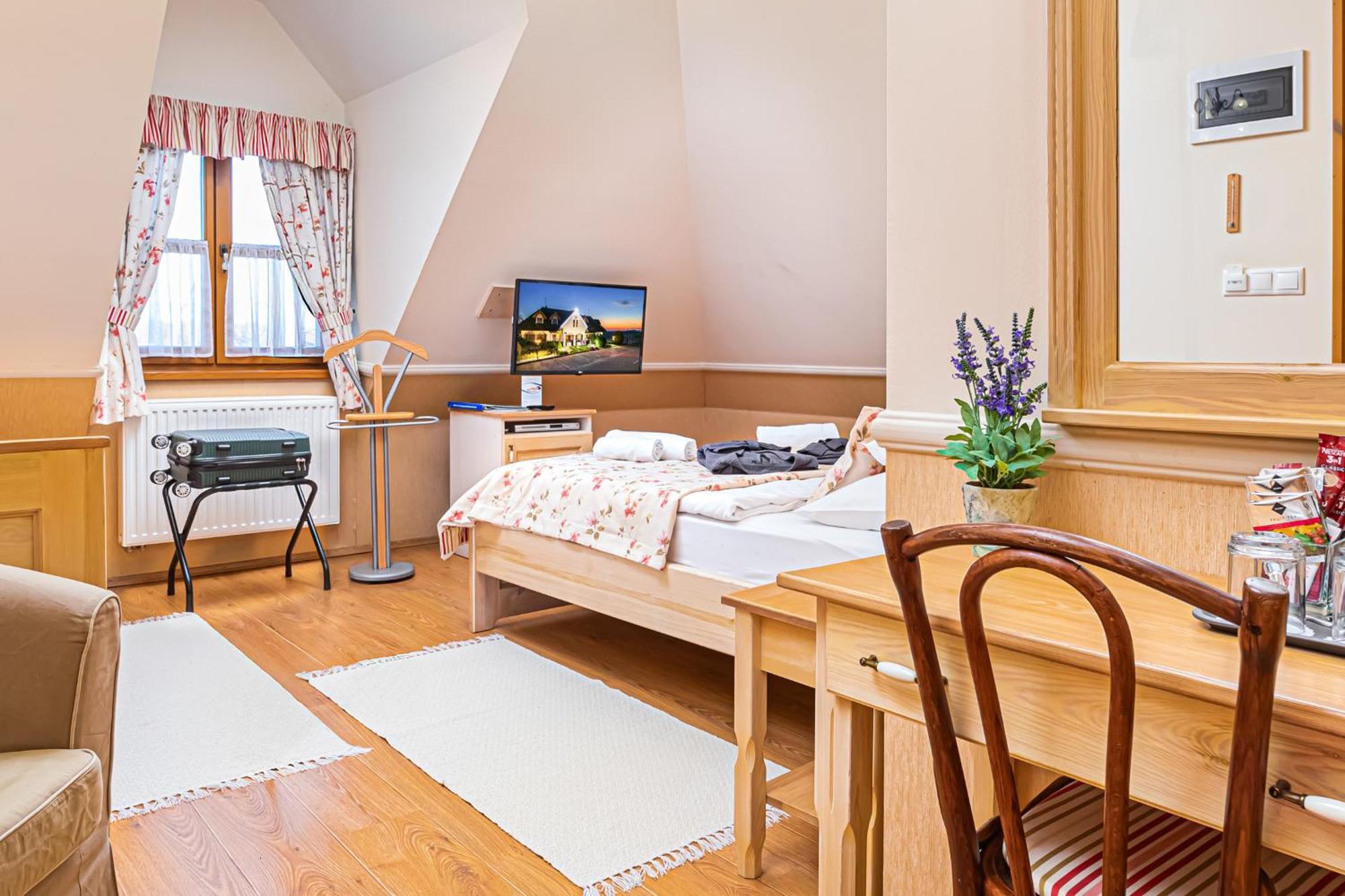 Rigotanya Relax & Wellness Panzio Buekfuerdo Hotell Eksteriør bilde