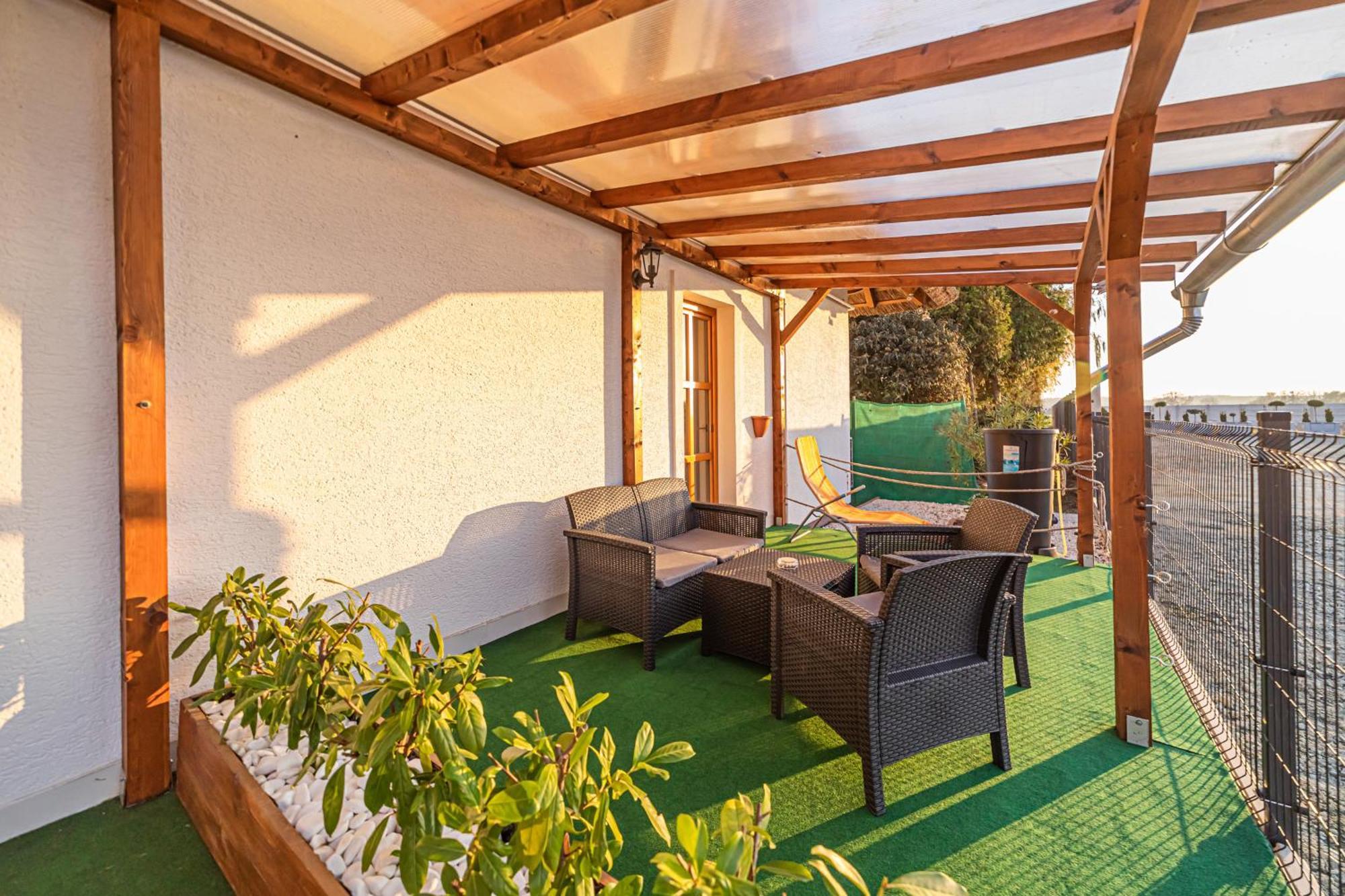 Rigotanya Relax & Wellness Panzio Buekfuerdo Hotell Eksteriør bilde