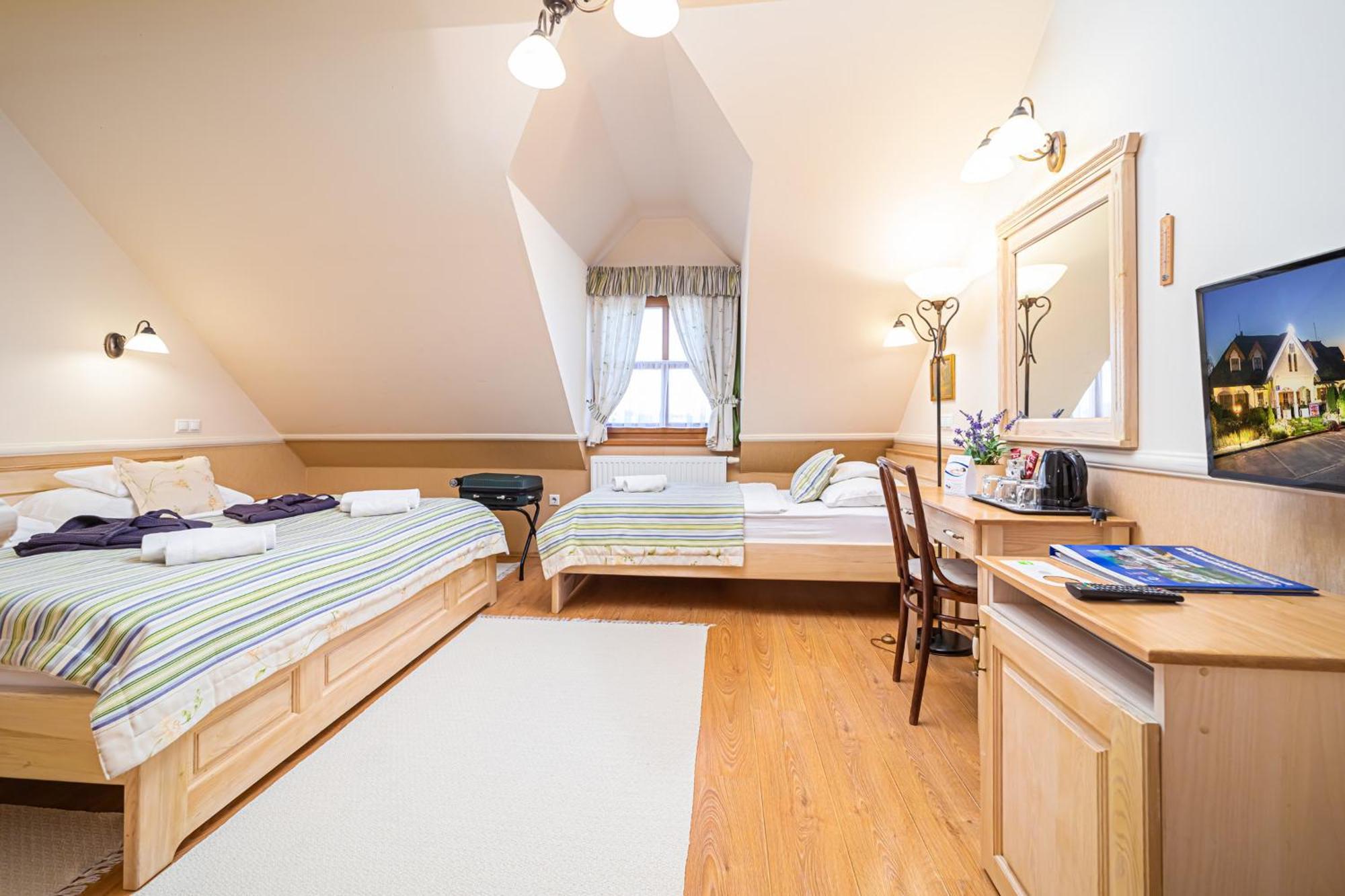 Rigotanya Relax & Wellness Panzio Buekfuerdo Hotell Eksteriør bilde