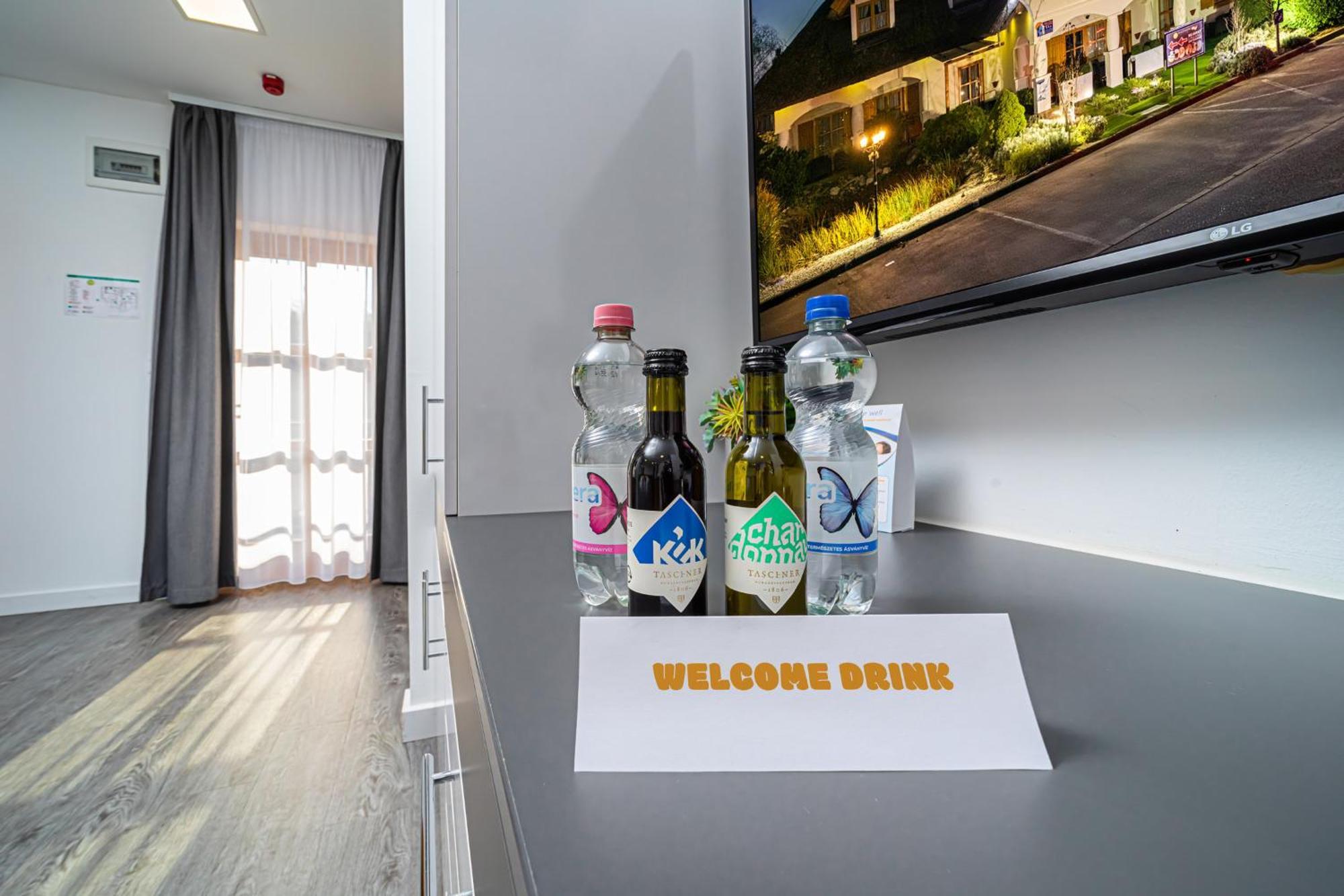 Rigotanya Relax & Wellness Panzio Buekfuerdo Hotell Eksteriør bilde